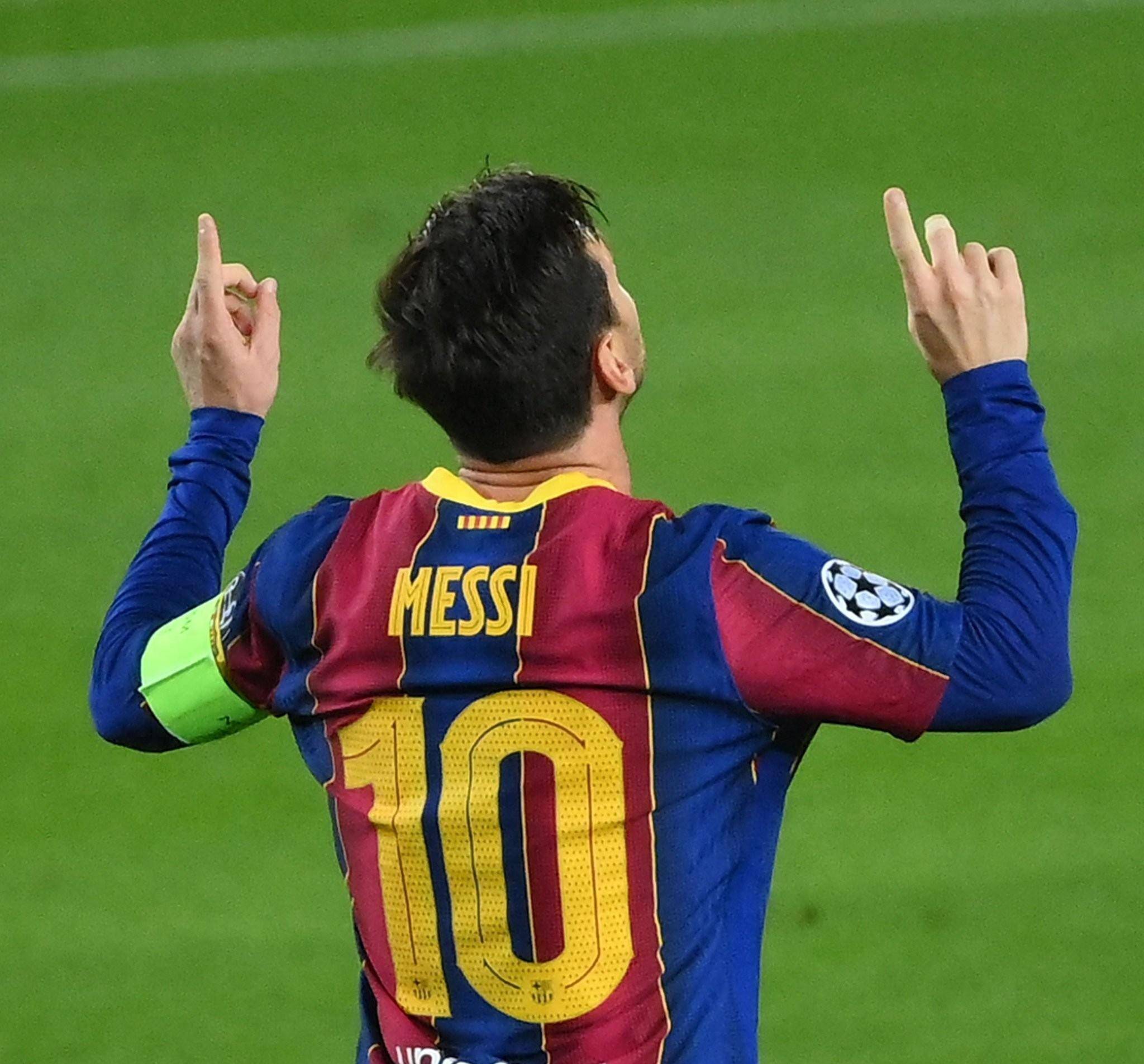 军或亚军 军或亚军